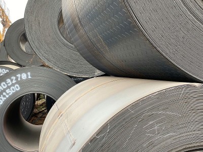 采购钢材不妨考虑郑州钢材供应商点赞钢铁