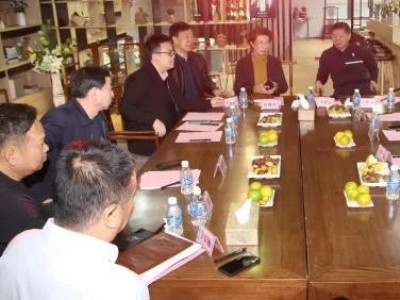 河南省钢铁贸易商会三届四次常务副会长联席会议召开