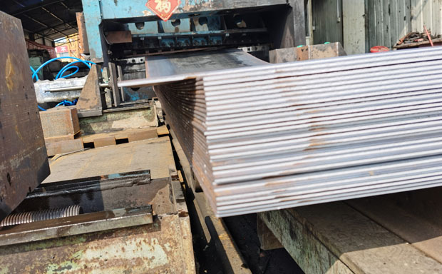 复工开始 郑州钢板加工厂助力机械设备厂家